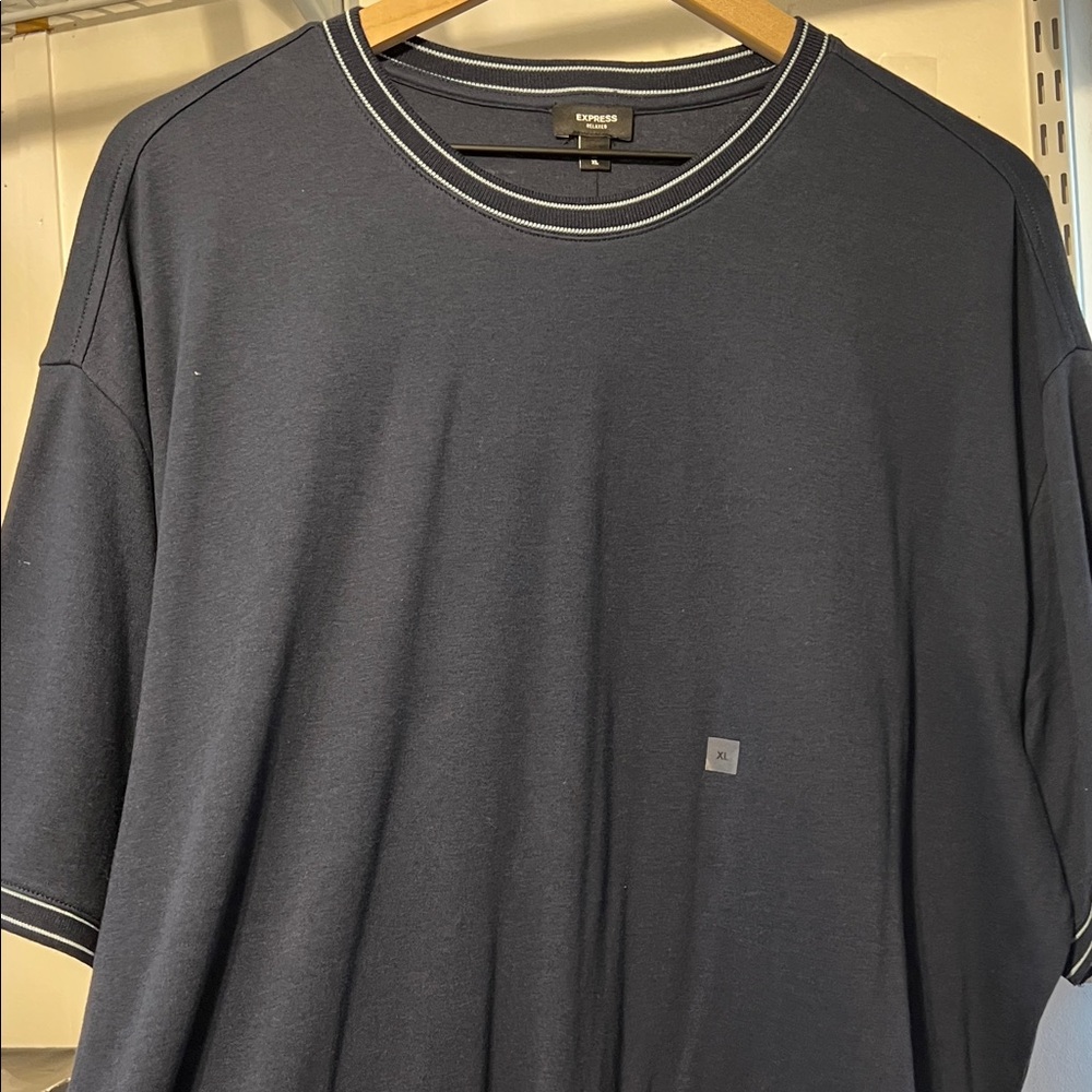 Express Men's Dark Blue Short Sleeve Tee
